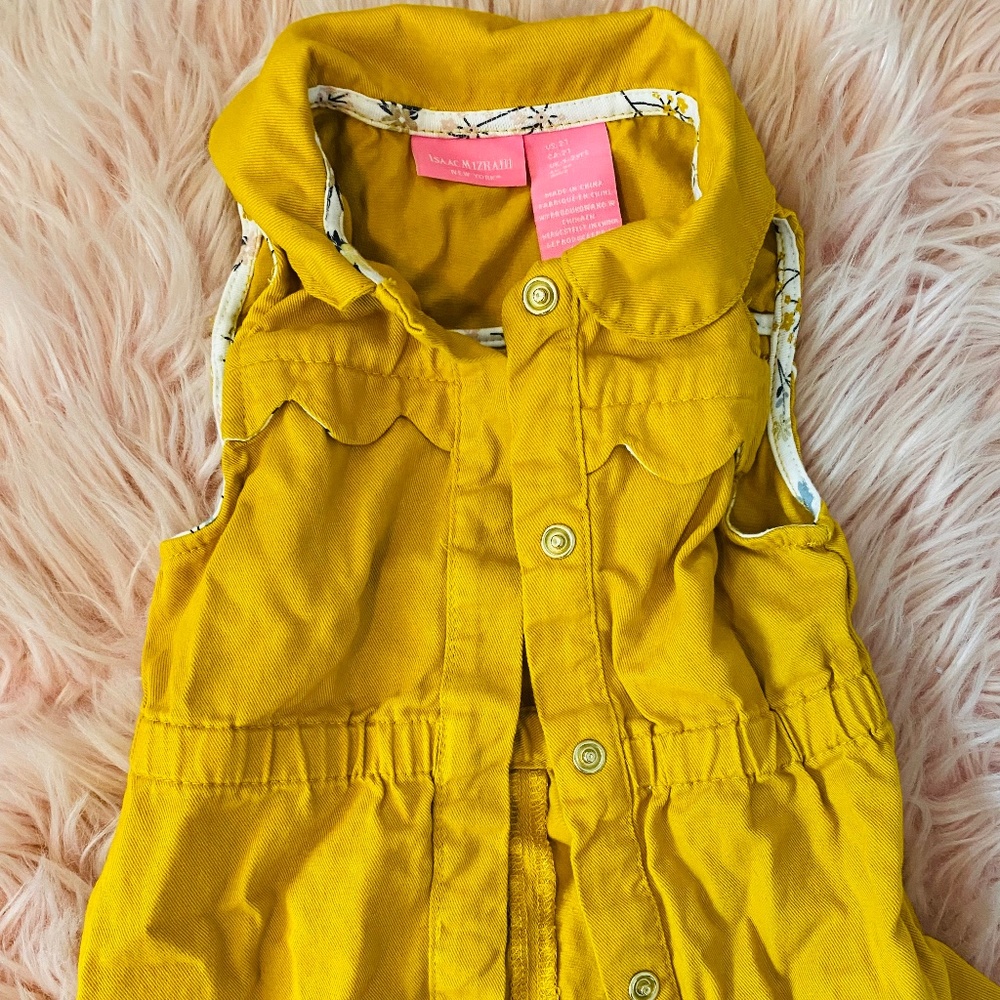 Mustard vest